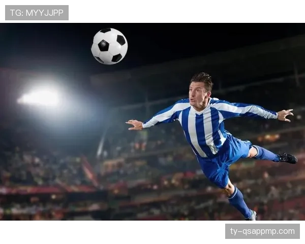 凯恩与莱万：效率与战术角色如何塑造顶级中锋的差异？